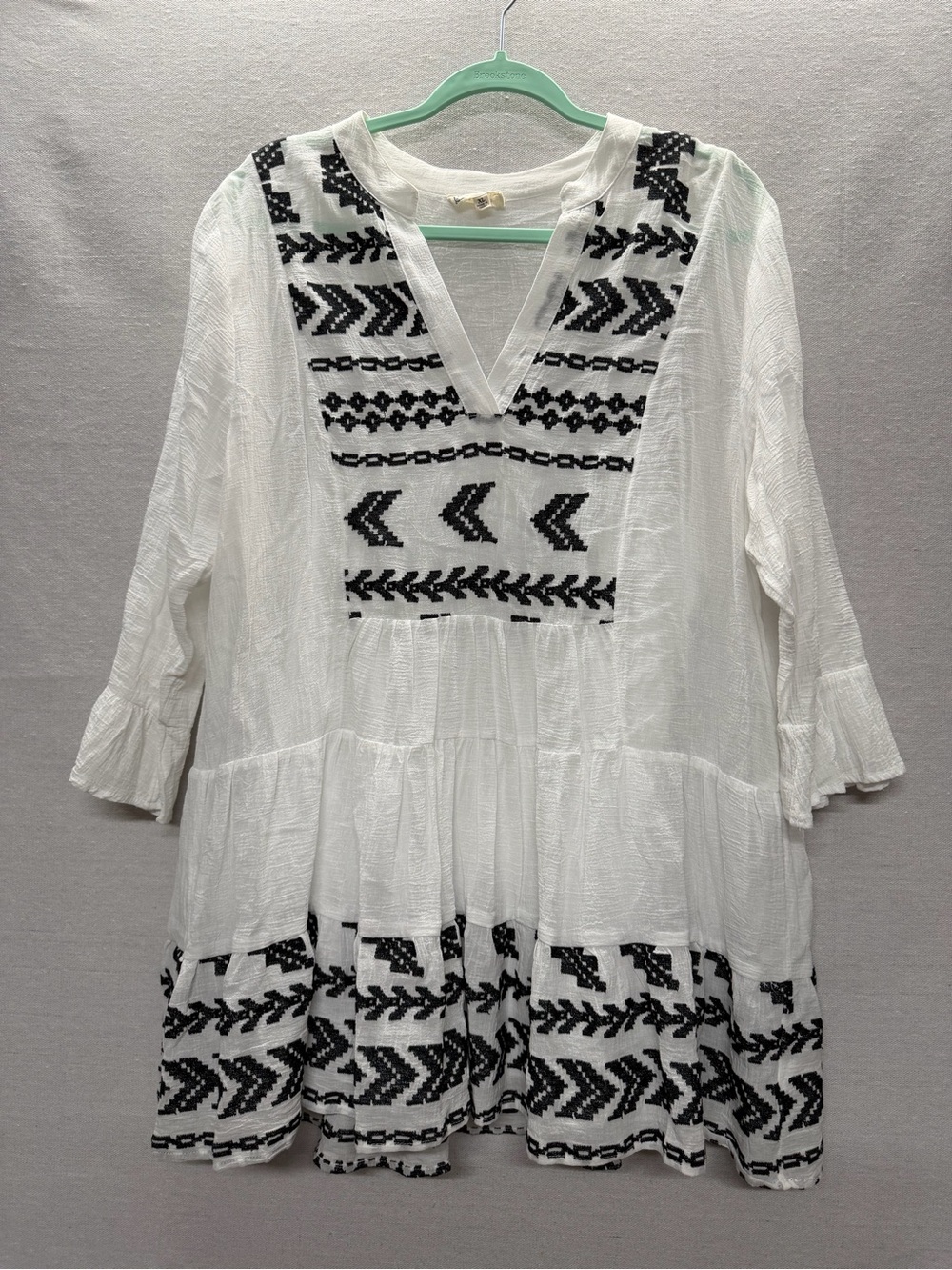 Cloth & Portrait Embroidered Boho Tunic Top - size XL